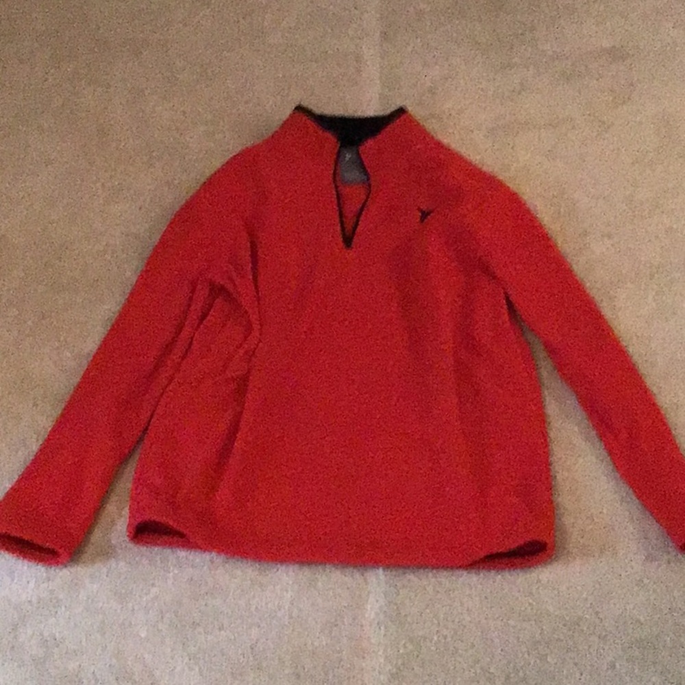 Old navy long sleeve shirt
